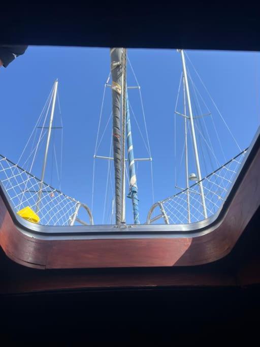 The Captains Locker - 30Ft Yacht San Miguel de Abona Dış mekan fotoğraf