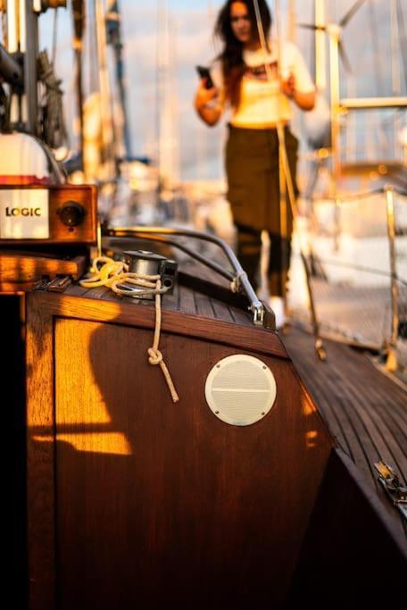 The Captains Locker - 30Ft Yacht San Miguel de Abona Dış mekan fotoğraf