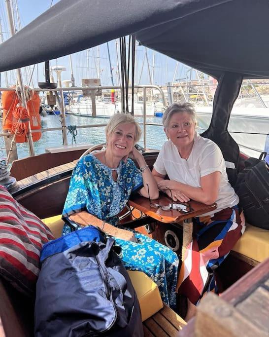 The Captains Locker - 30Ft Yacht San Miguel de Abona Dış mekan fotoğraf