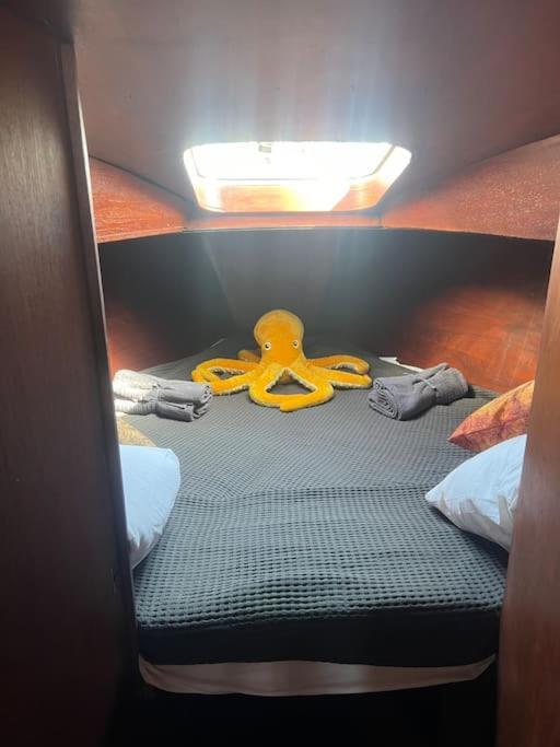 The Captains Locker - 30Ft Yacht San Miguel de Abona Dış mekan fotoğraf