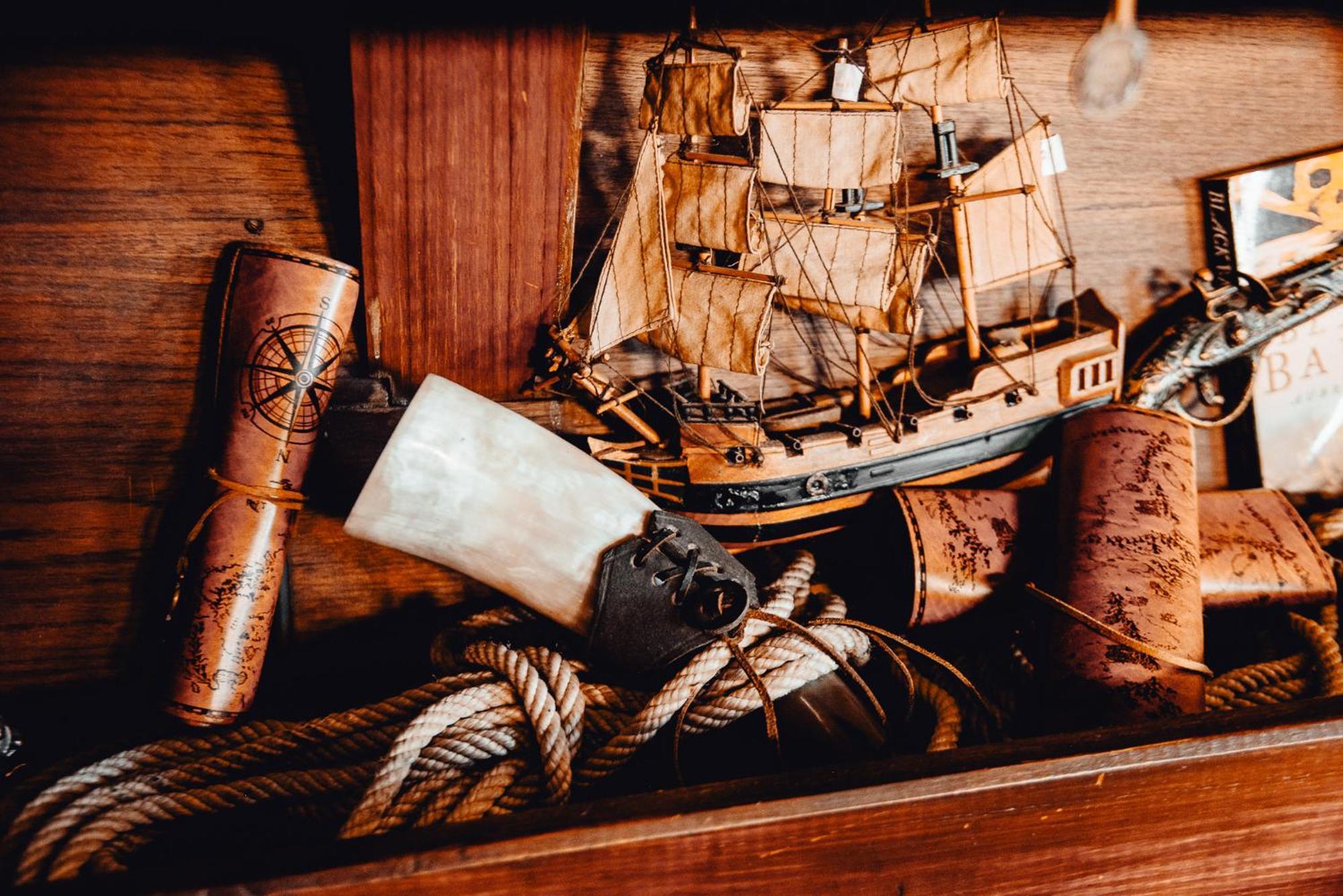 The Captains Locker - 30Ft Yacht San Miguel de Abona Dış mekan fotoğraf